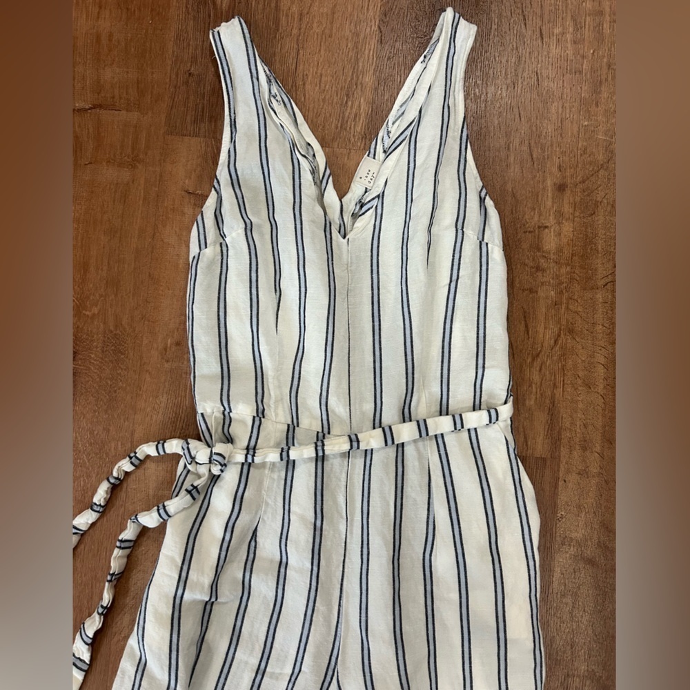 Universal Thread Linen Blend White Pinstripe Jump… - image 4